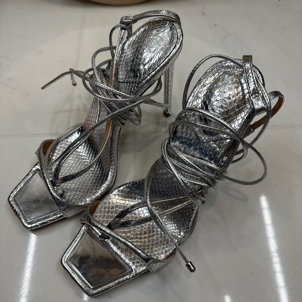 Schutz heels